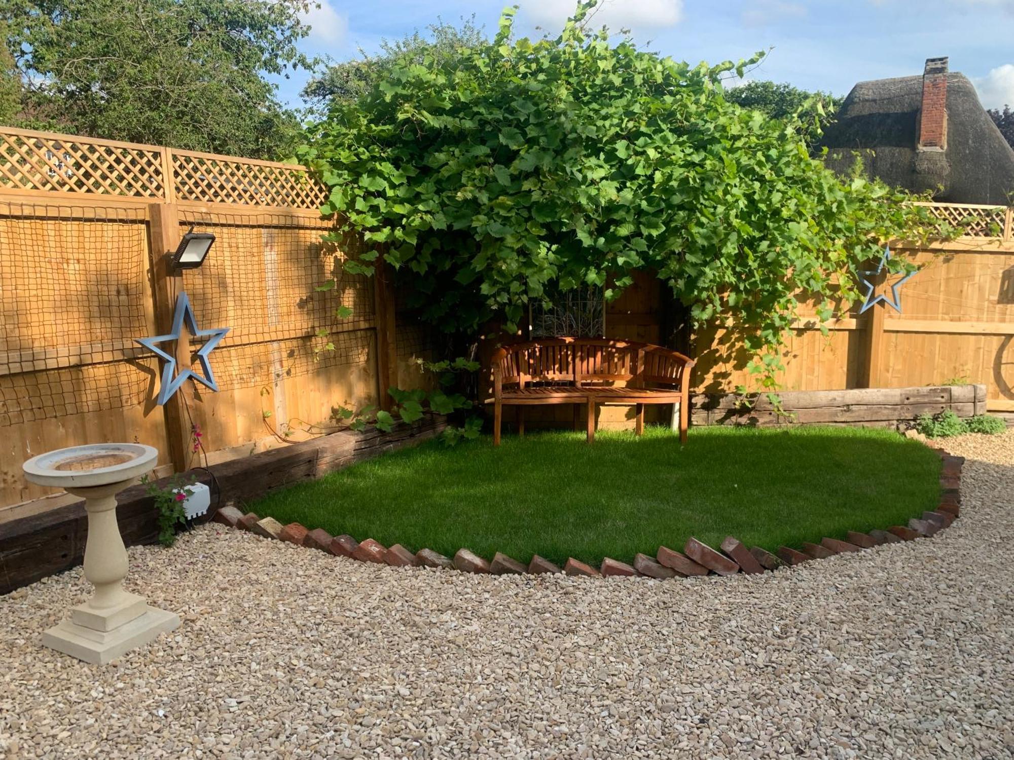 The Shack - Thatched Self Contained Annex Collingbourne Ducis Buitenkant foto